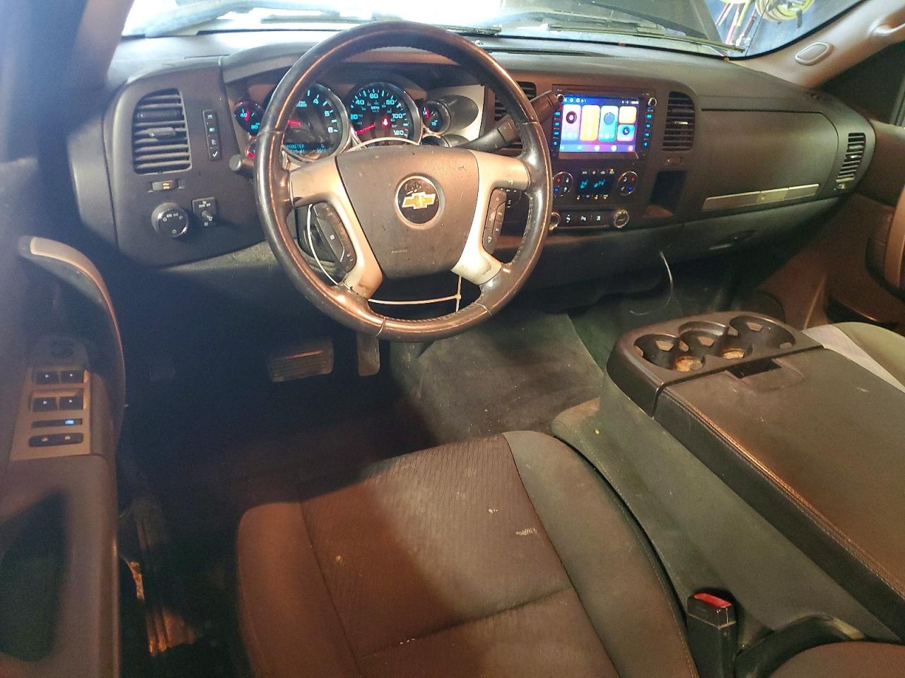 2011 CHEVROLET SILVERADO