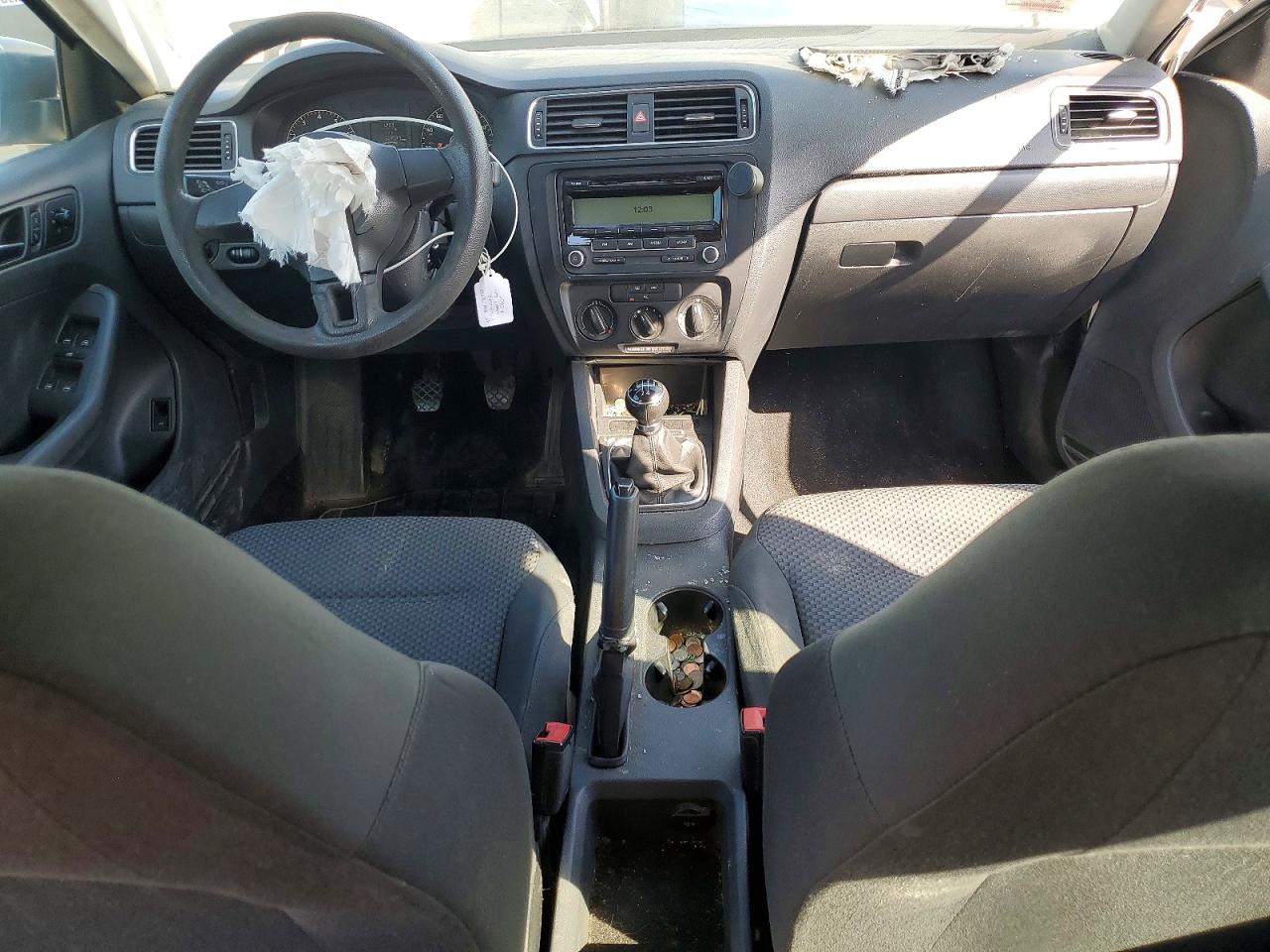 2011 VOLKSWAGEN JETTA
