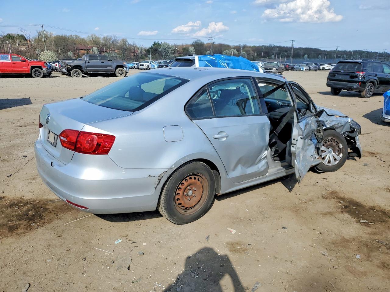 2011 VOLKSWAGEN JETTA