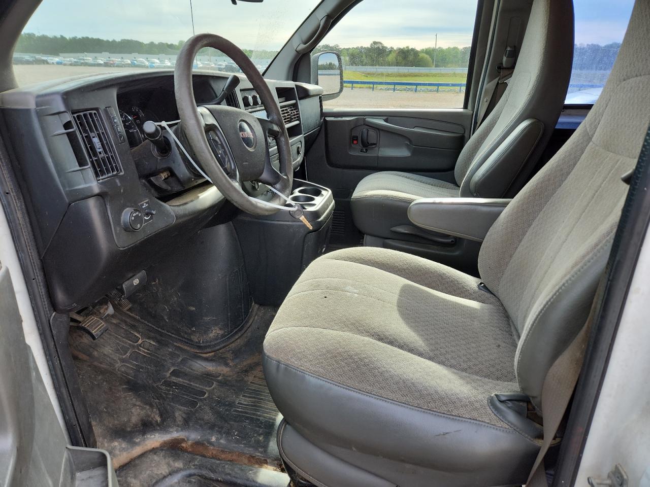 2011 GMC SAVANA