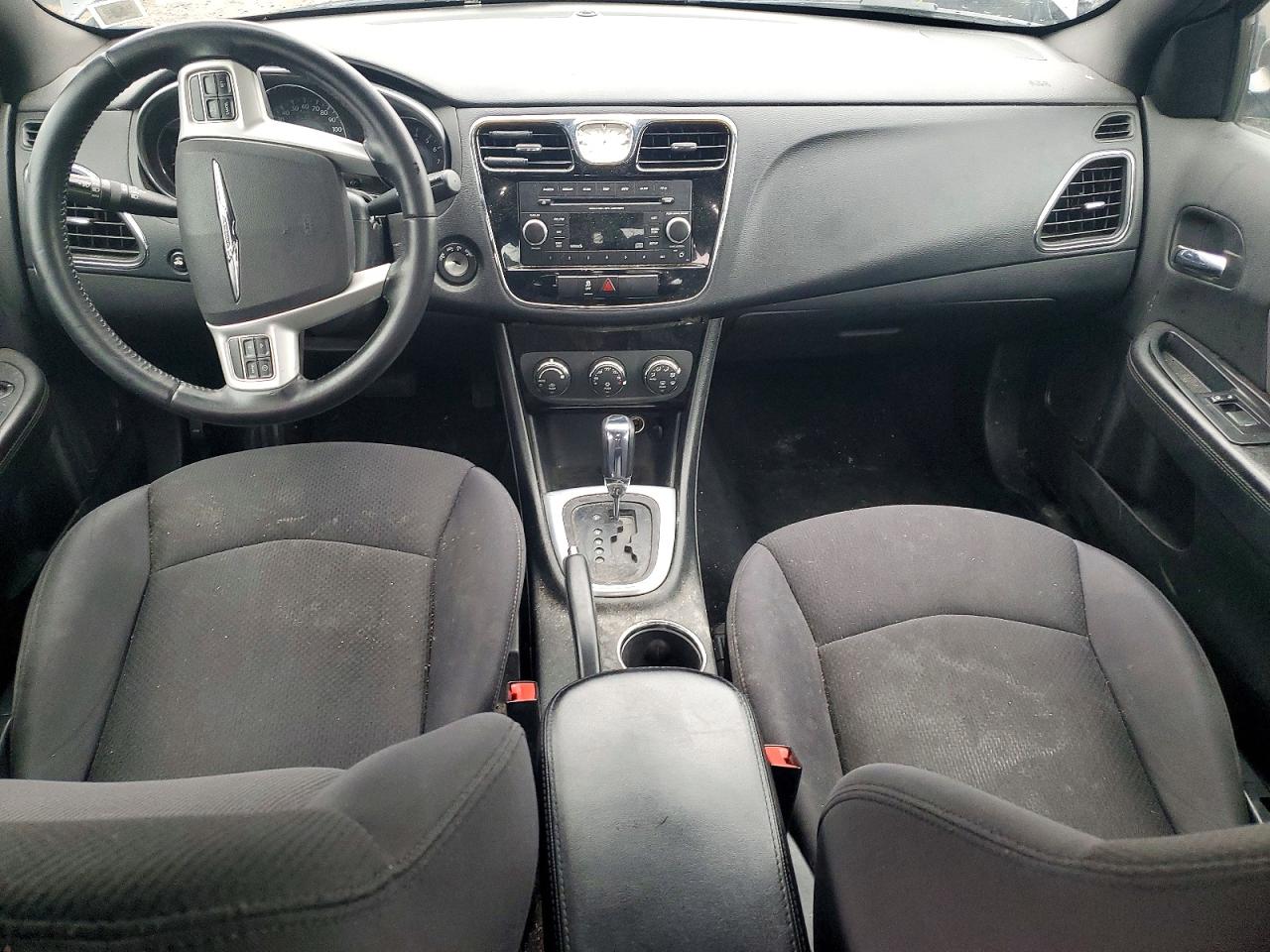 2013 CHRYSLER 200