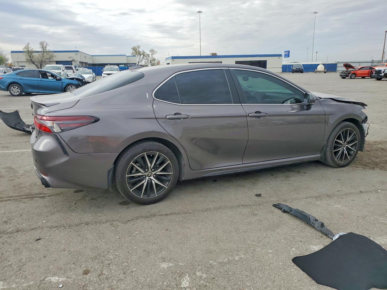 2023 TOYOTA CAMRY