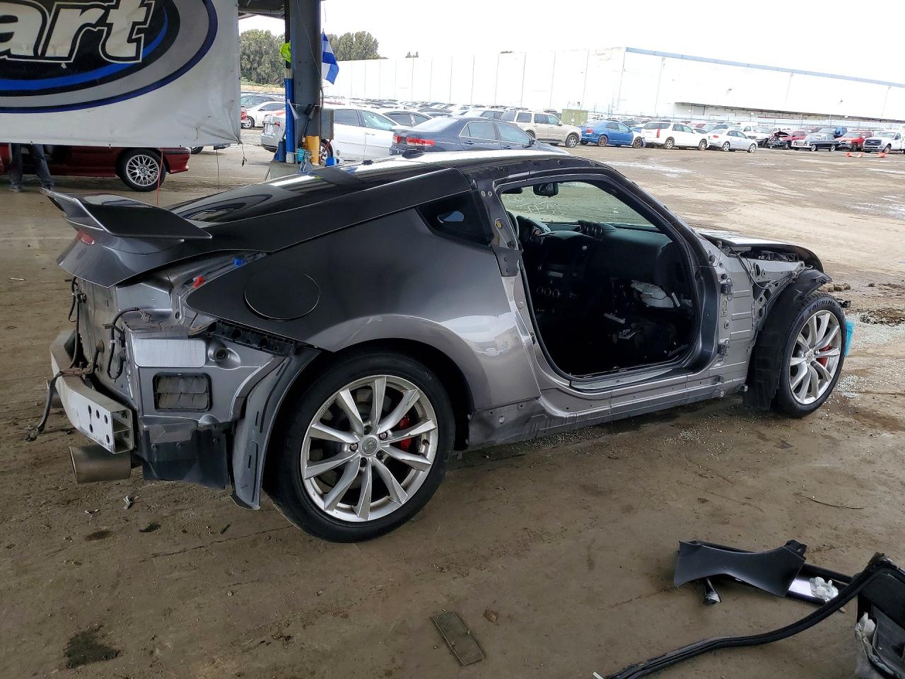 2013 NISSAN 370Z