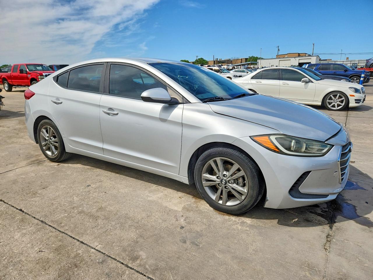2018 HYUNDAI ELANTRA