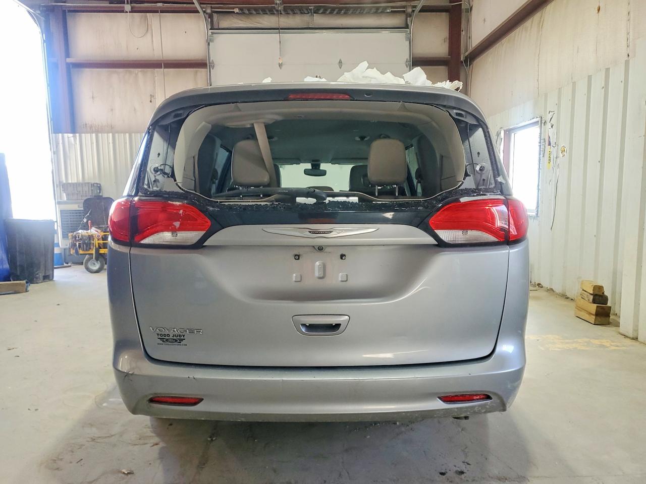 2021 CHRYSLER MINIVAN