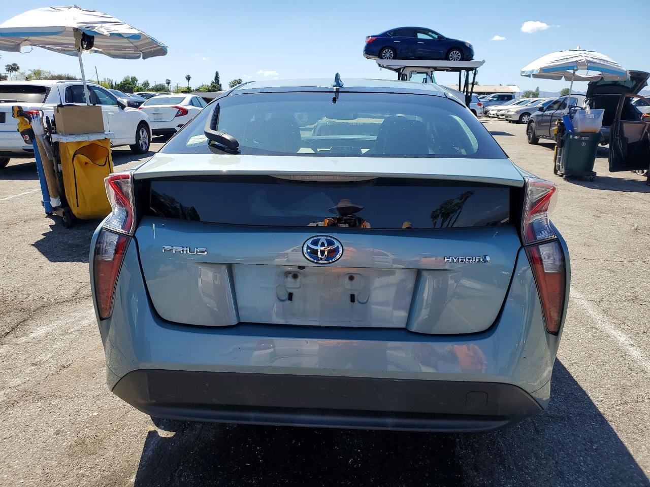 2017 TOYOTA PRIUS