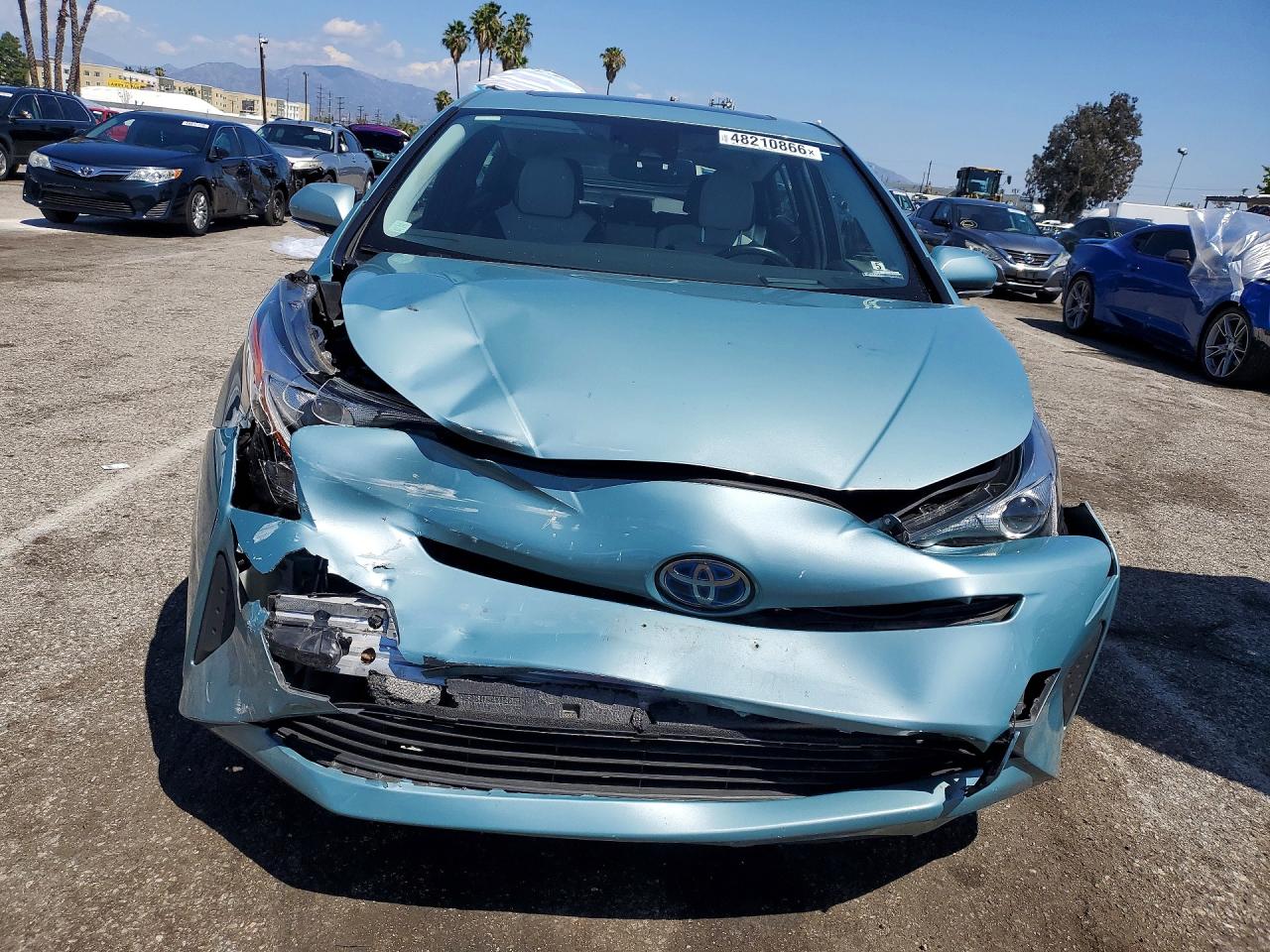 2017 TOYOTA PRIUS