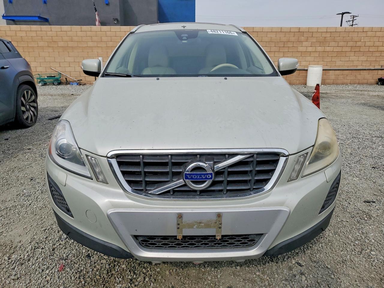 2013 VOLVO XC60