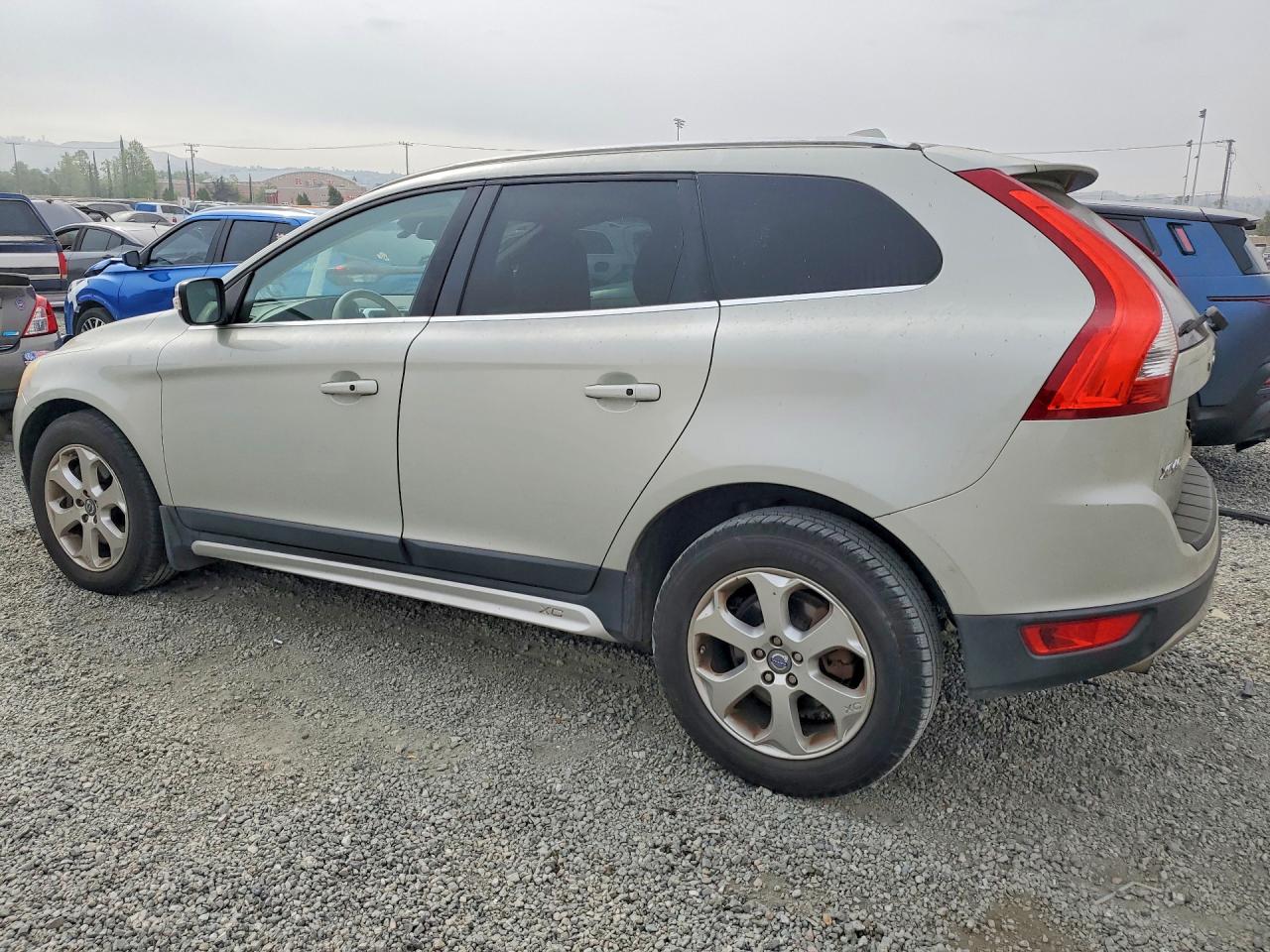 2013 VOLVO XC60