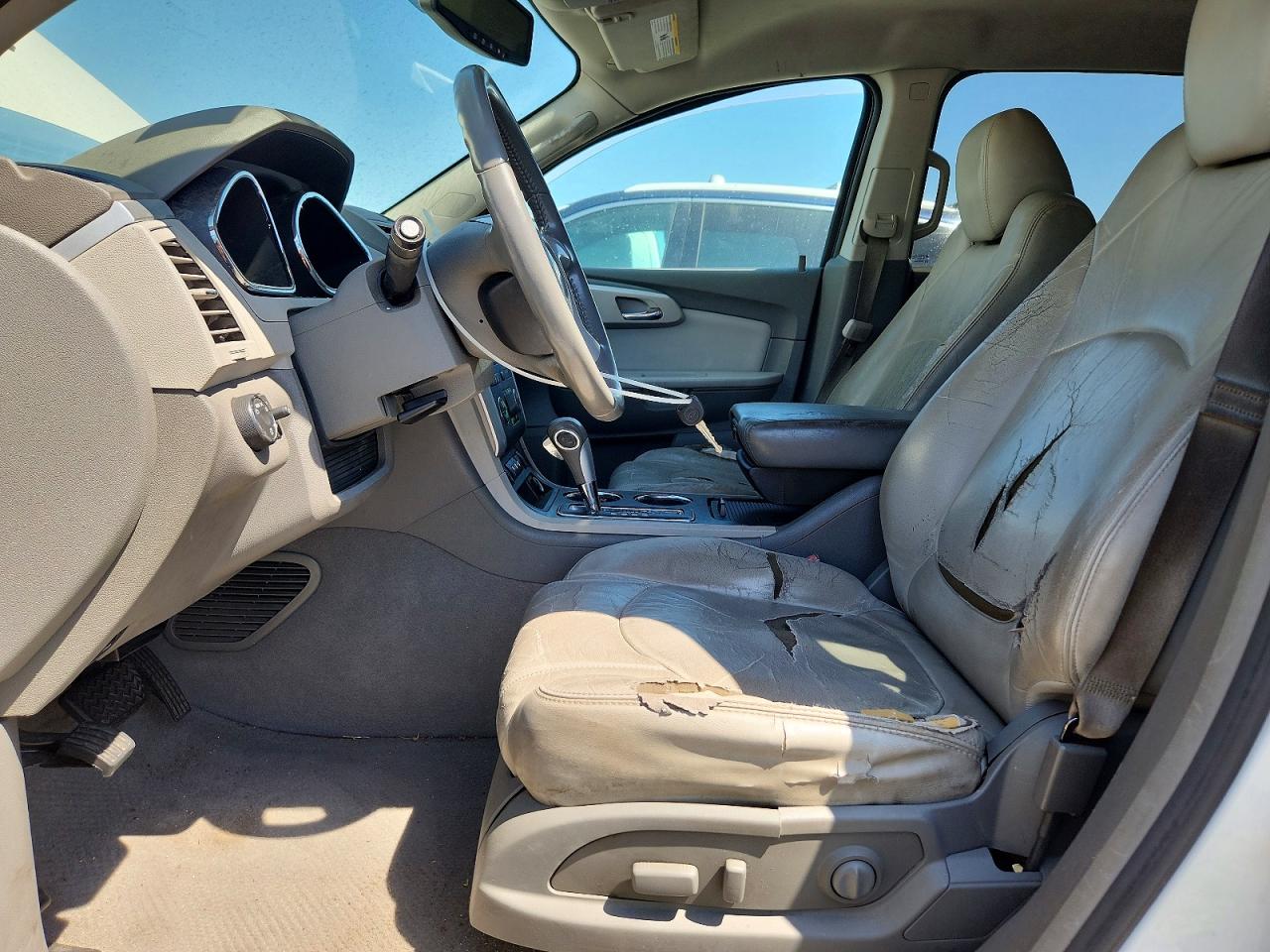 2011 CHEVROLET TRAVERSE
