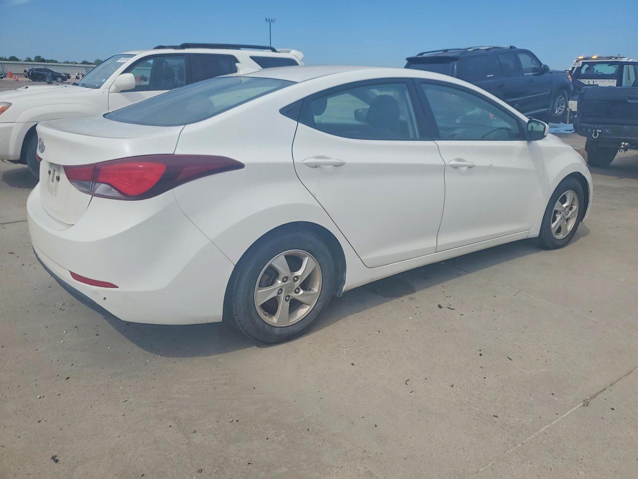 2014 HYUNDAI ELANTRA
