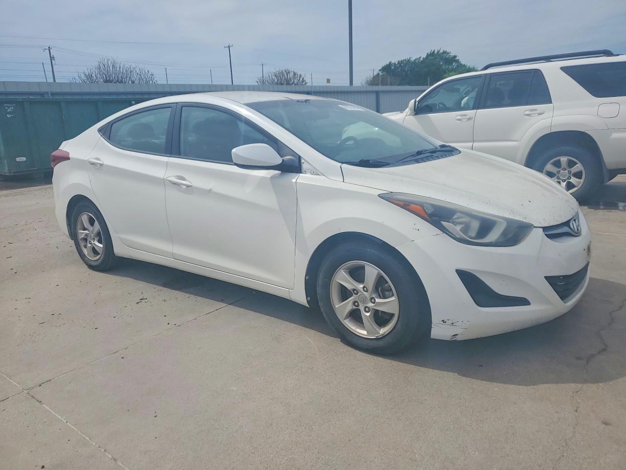 2014 HYUNDAI ELANTRA