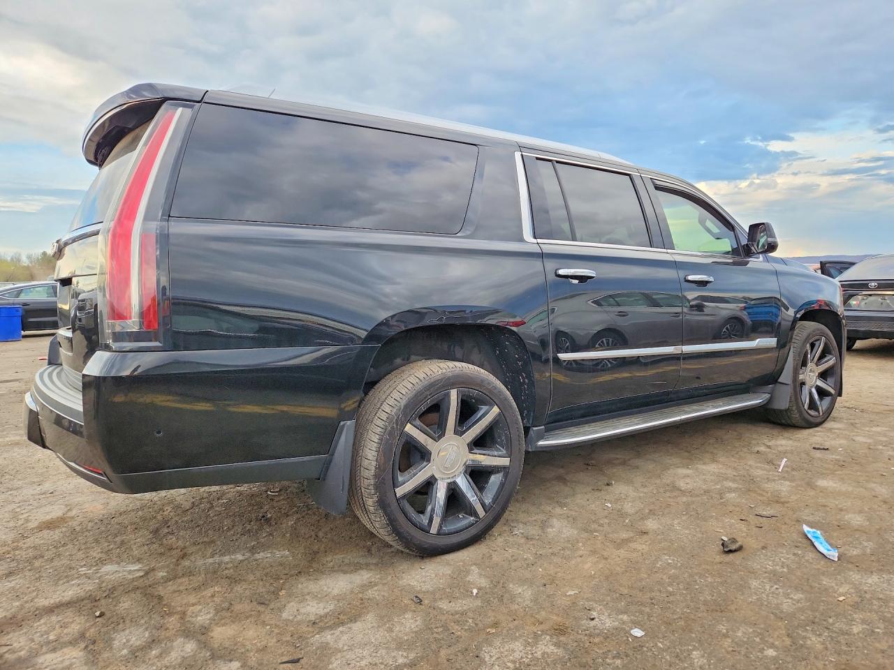 2019 CADILLAC ESCALADE