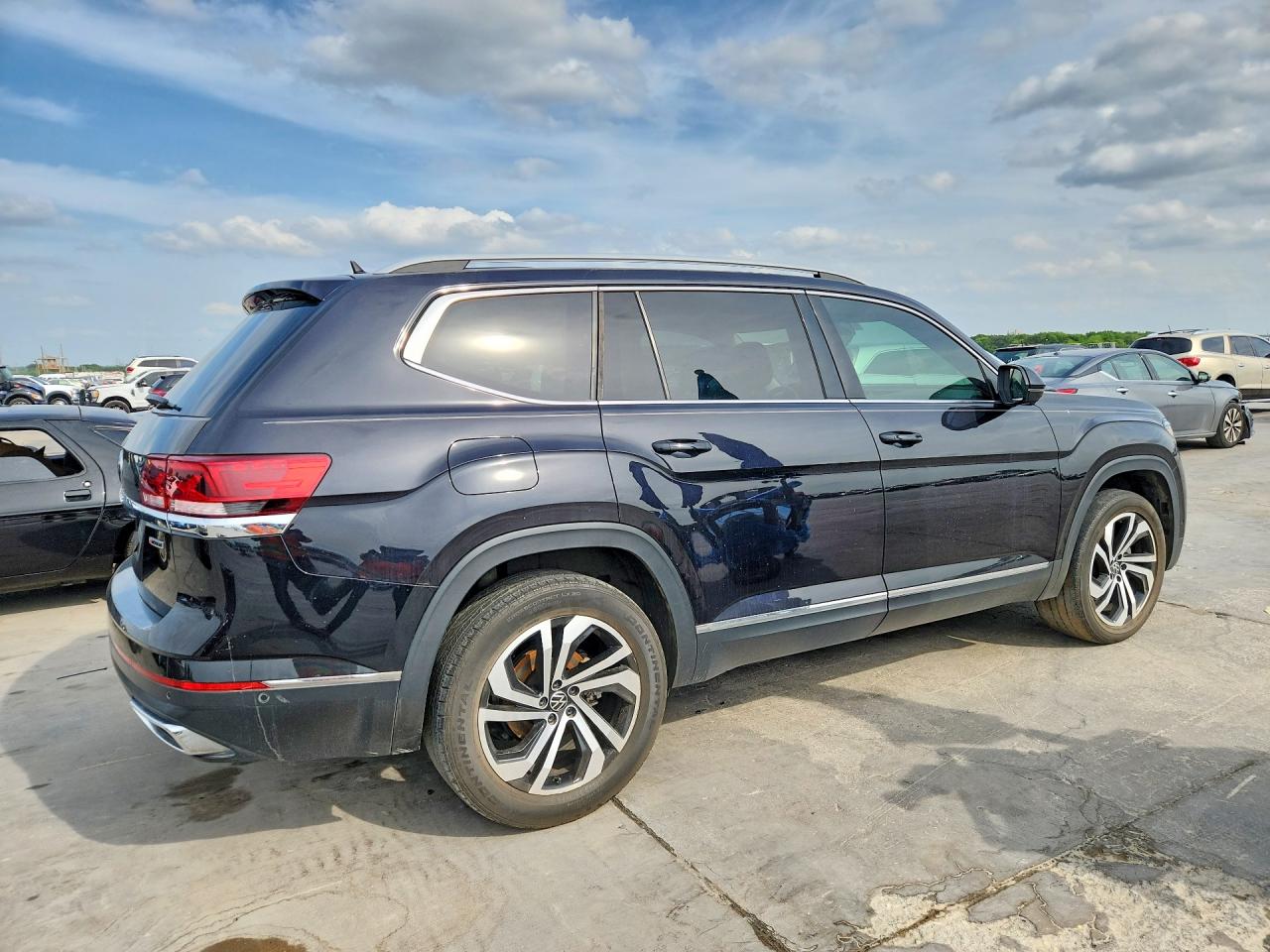 2021 VOLKSWAGEN ATLAS