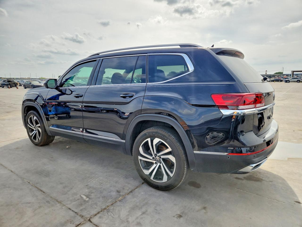 2021 VOLKSWAGEN ATLAS