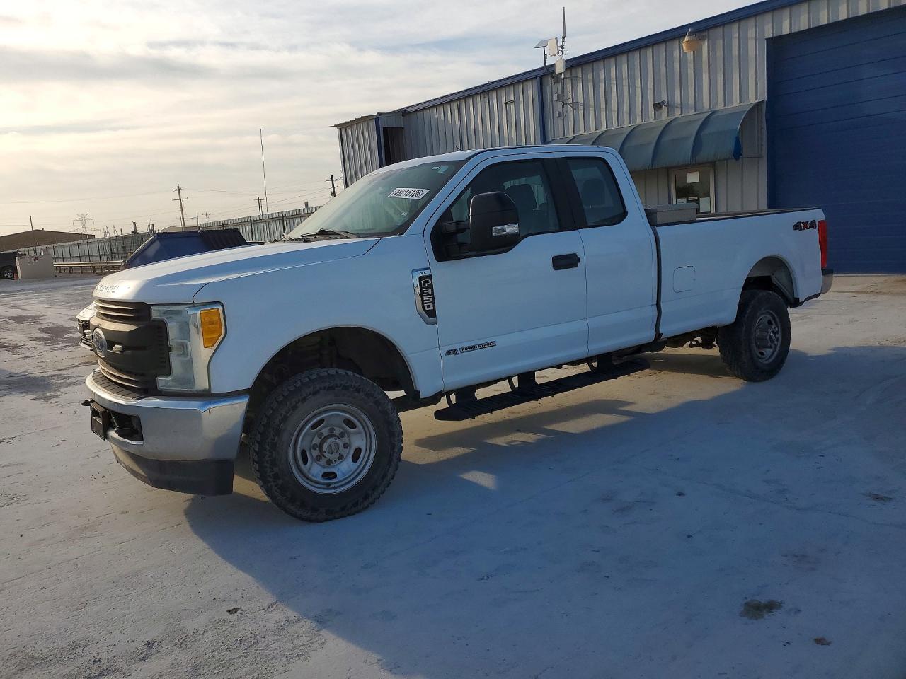 2017 FORD F350