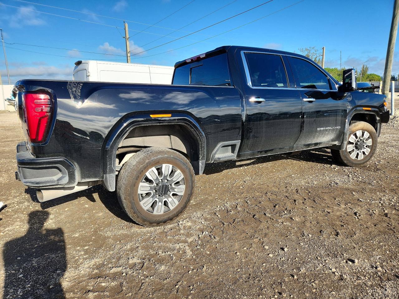 2025 GMC SIERRA
