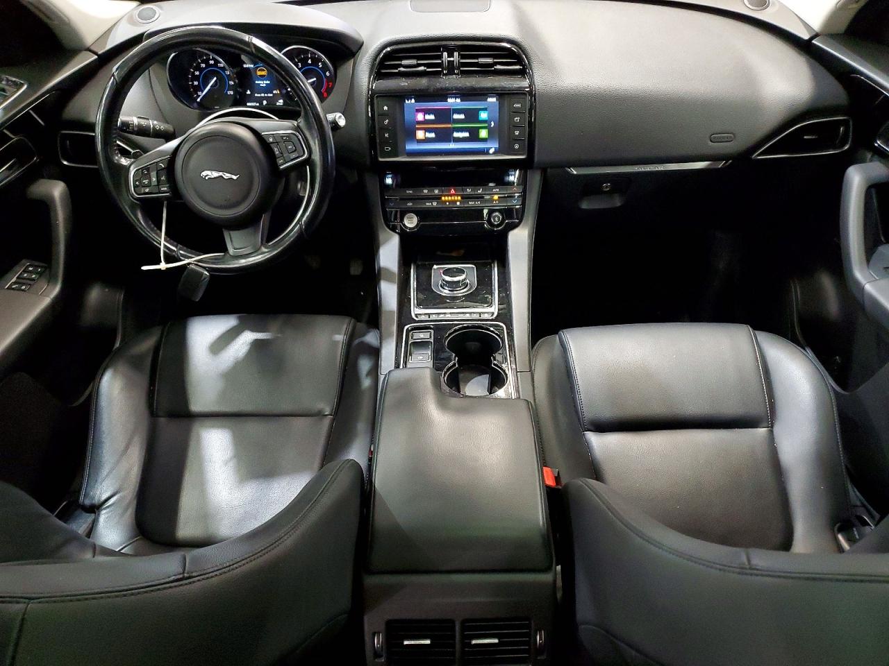 2017 JAGUAR F-PACE