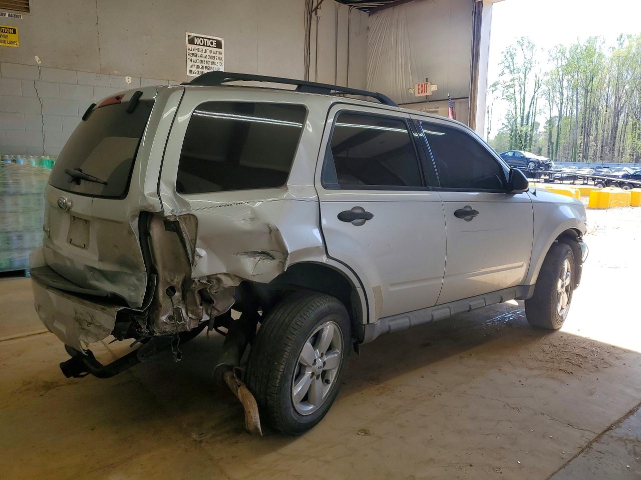 2009 FORD ESCAPE