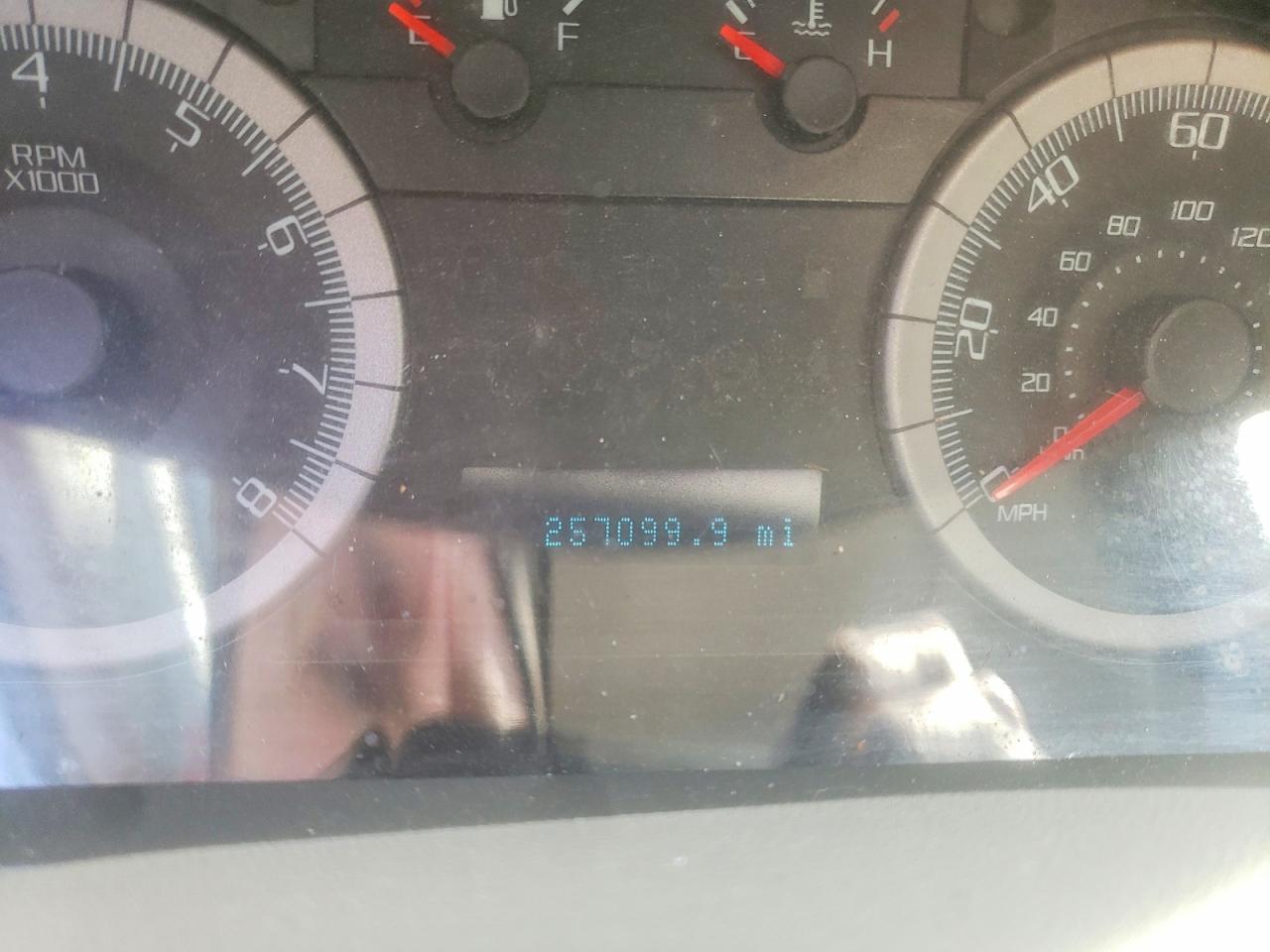 2009 FORD ESCAPE