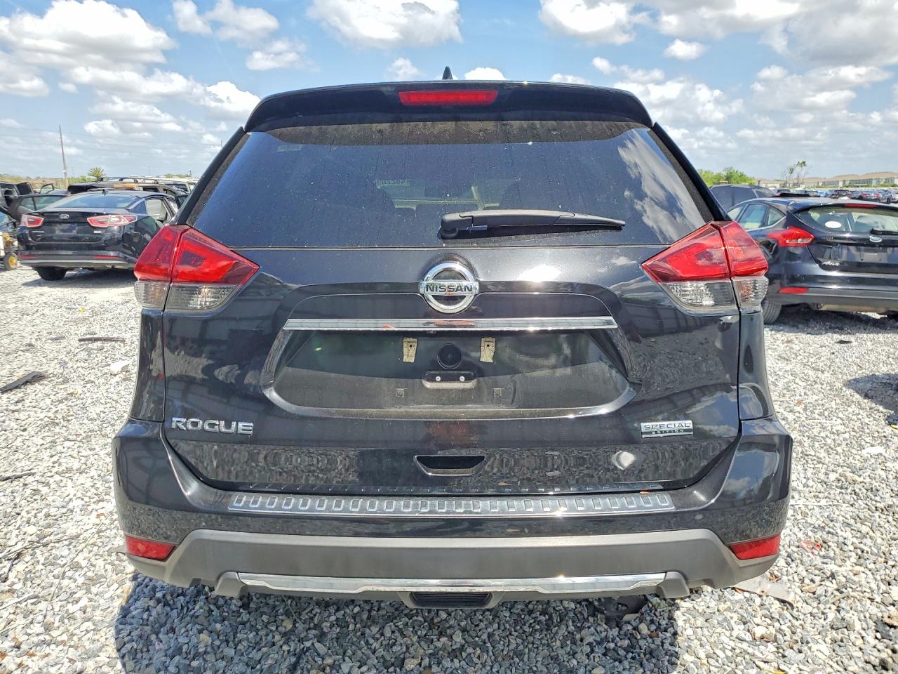 2019 NISSAN ROGUE