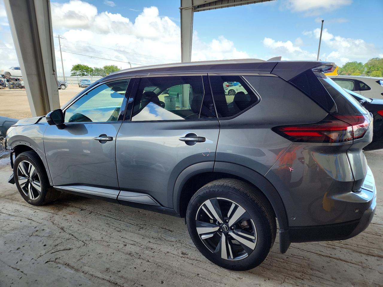 2024 NISSAN ROGUE