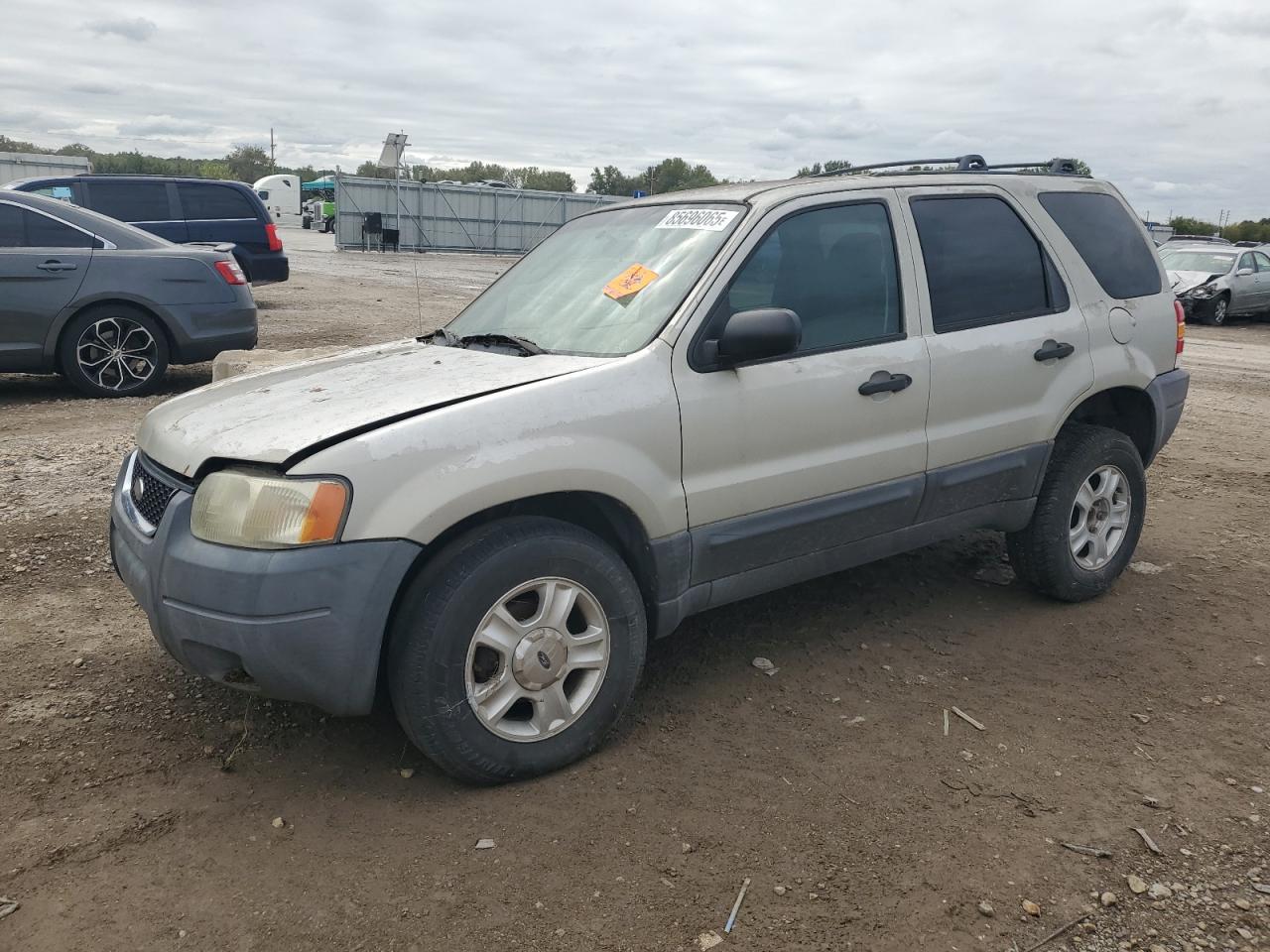 2004 FORD ESCAPE