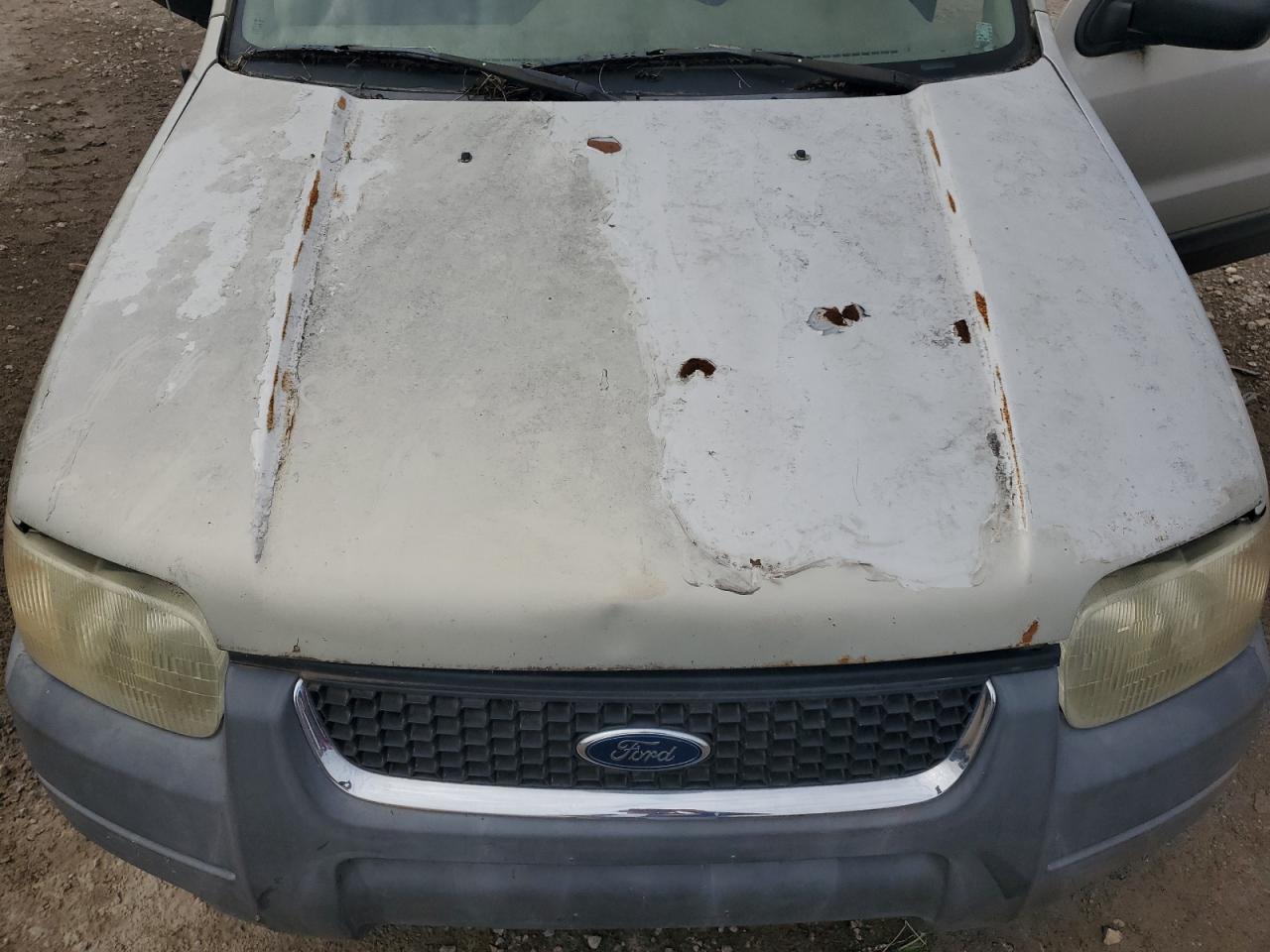 2004 FORD ESCAPE