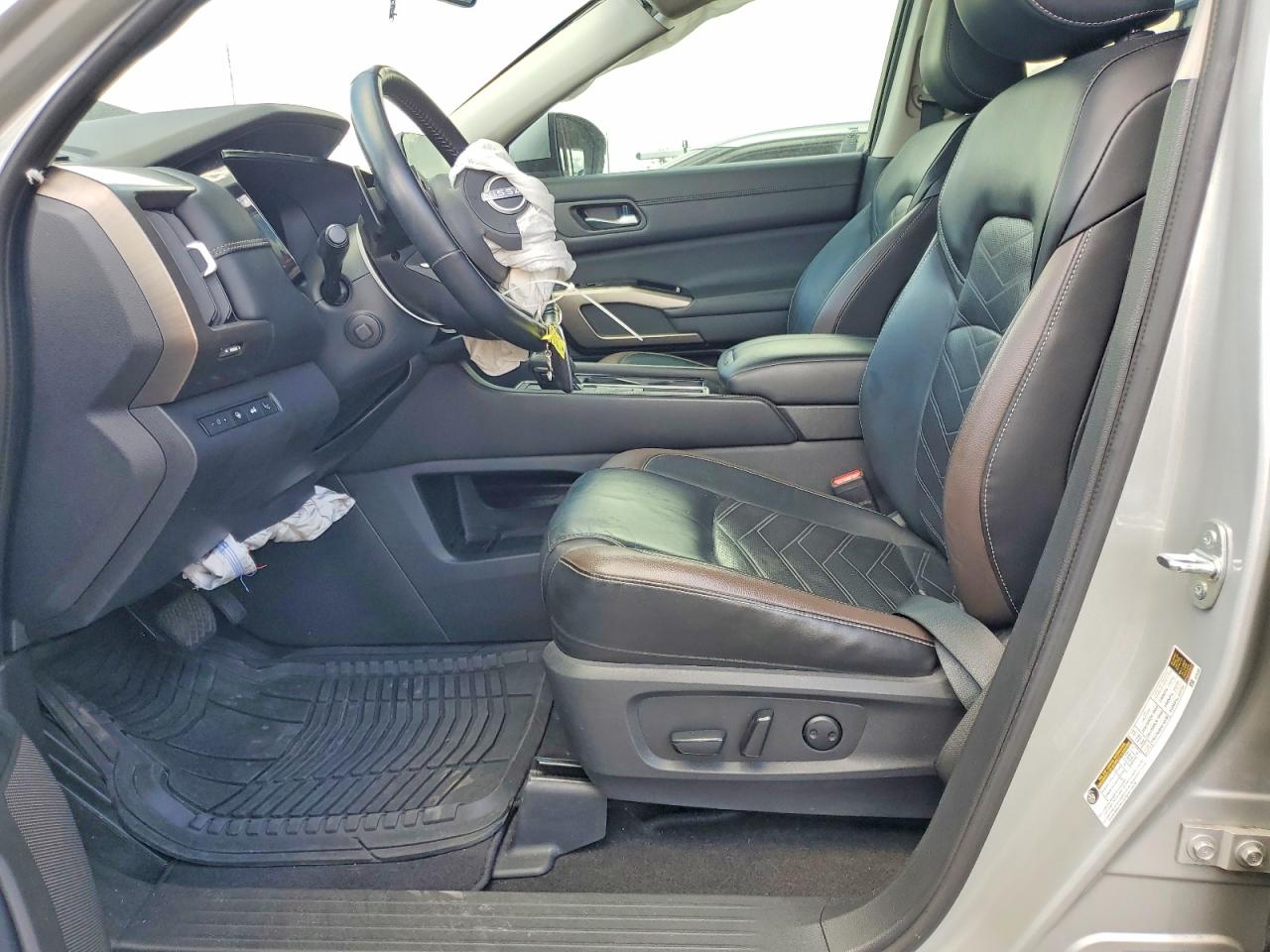 2023 NISSAN PATHFINDER