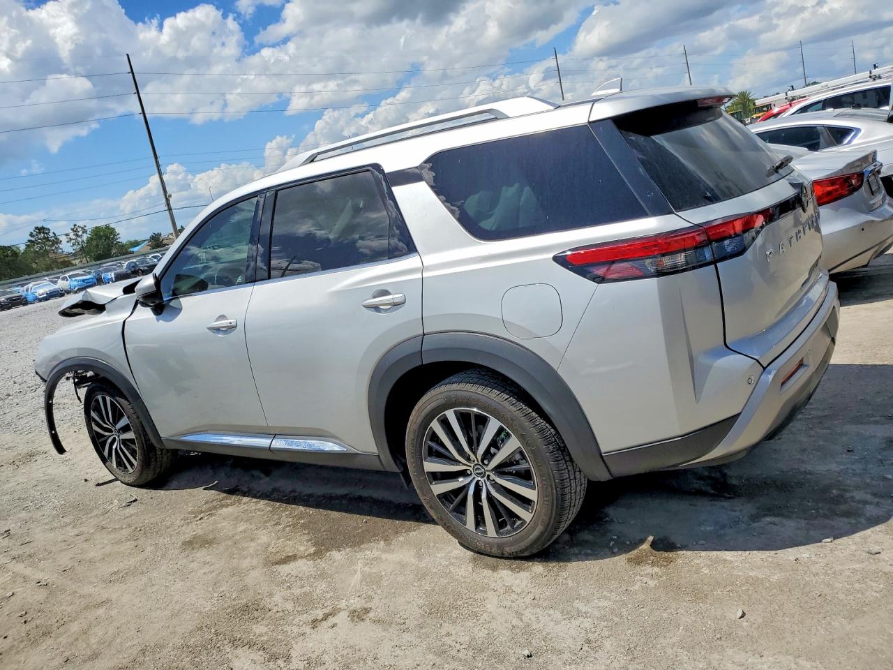 2023 NISSAN PATHFINDER