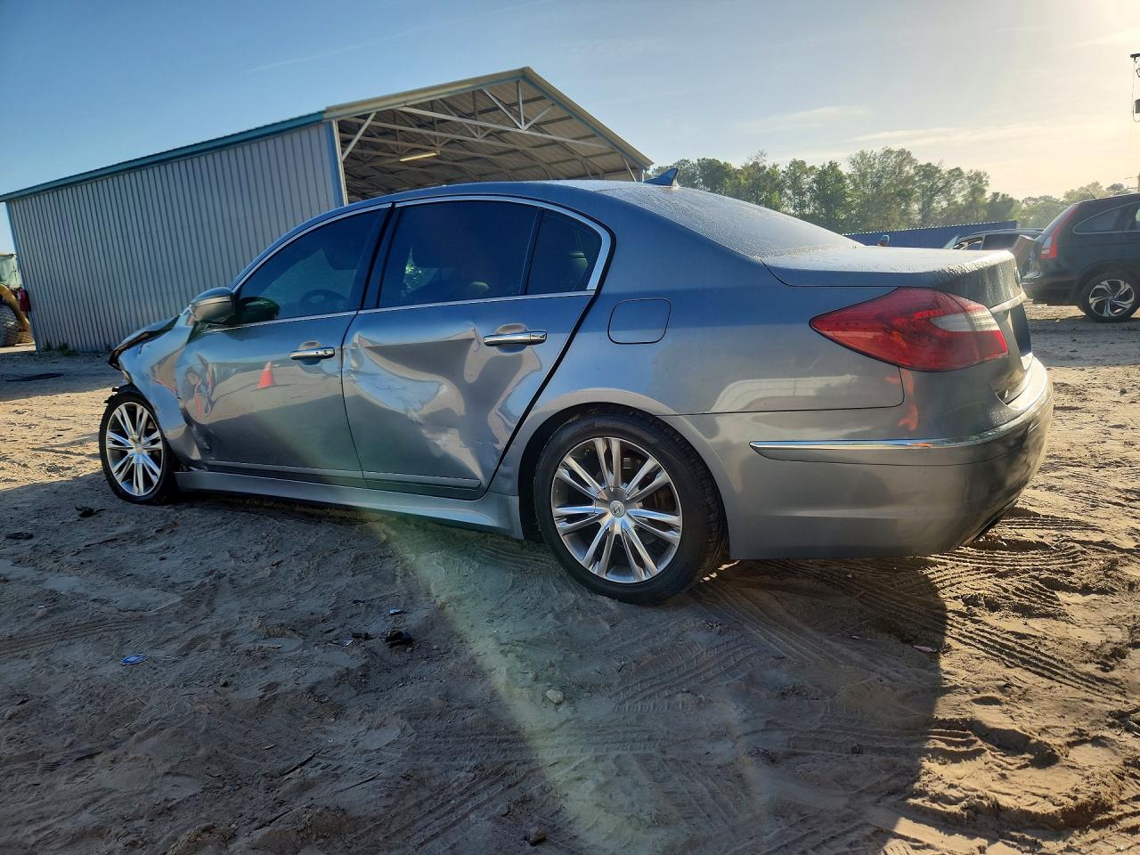 2014 HYUNDAI GENESIS