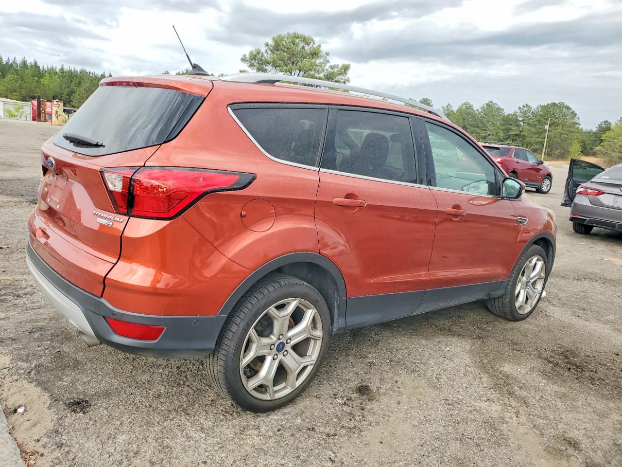 2019 FORD ESCAPE