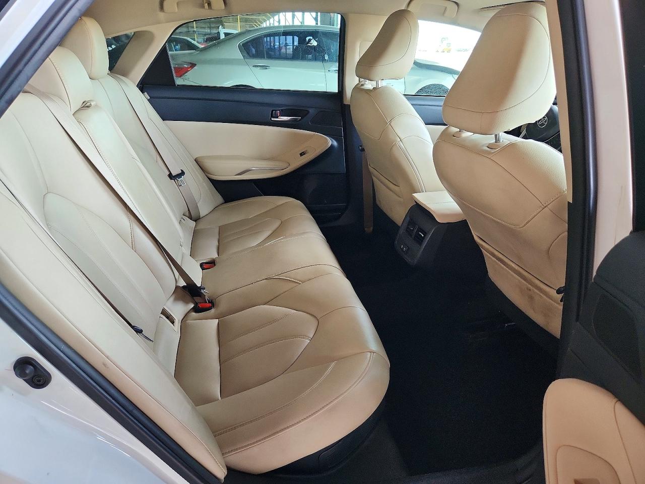 2020 TOYOTA AVALON