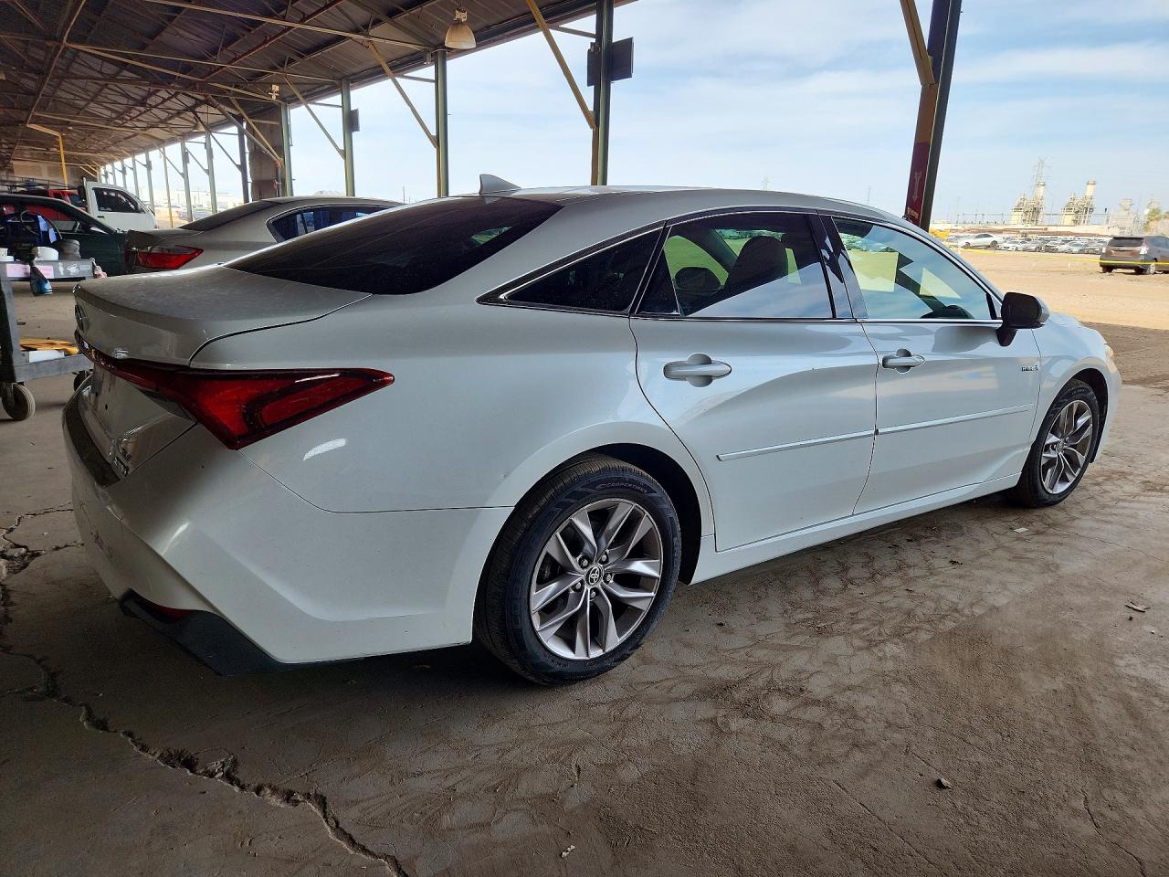 2020 TOYOTA AVALON