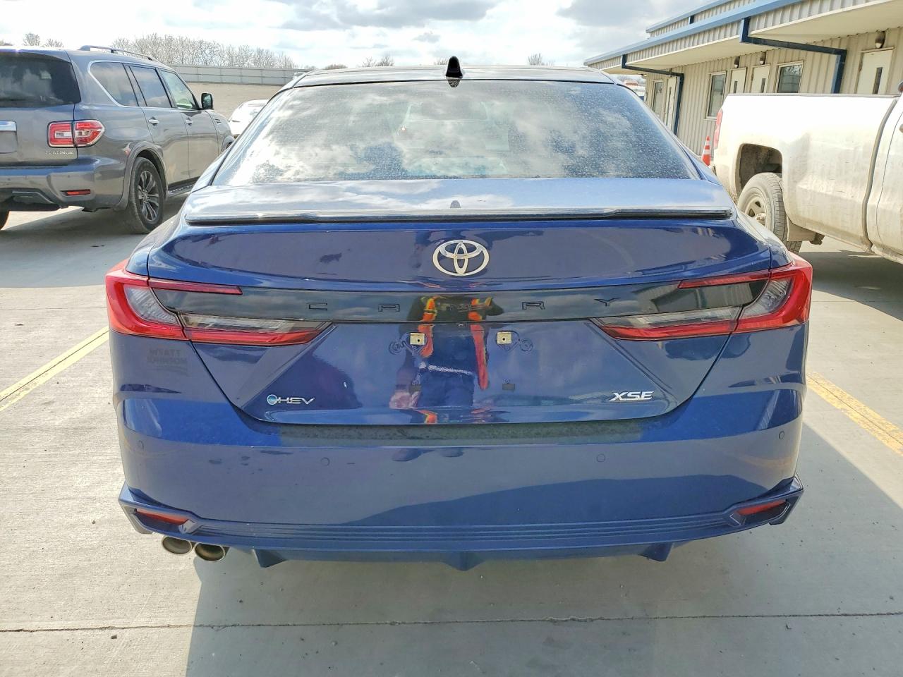 2025 TOYOTA CAMRY