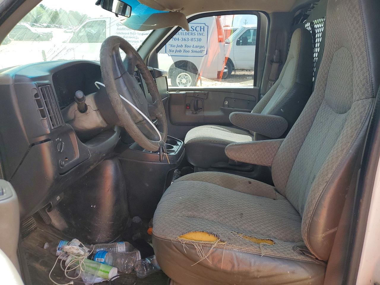2003 CHEV EXPRESS