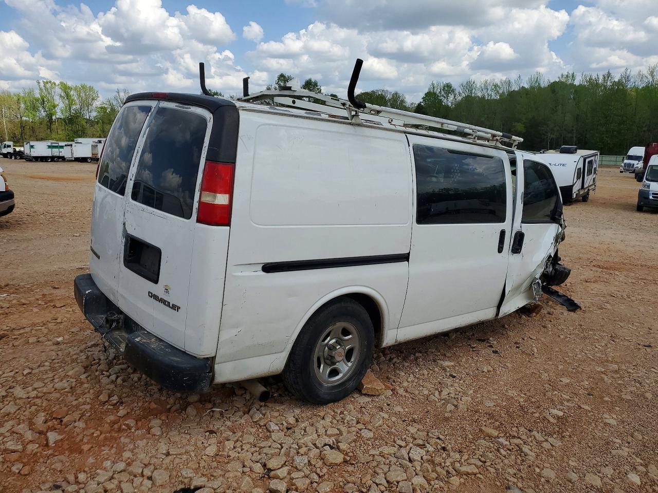 2003 CHEV EXPRESS