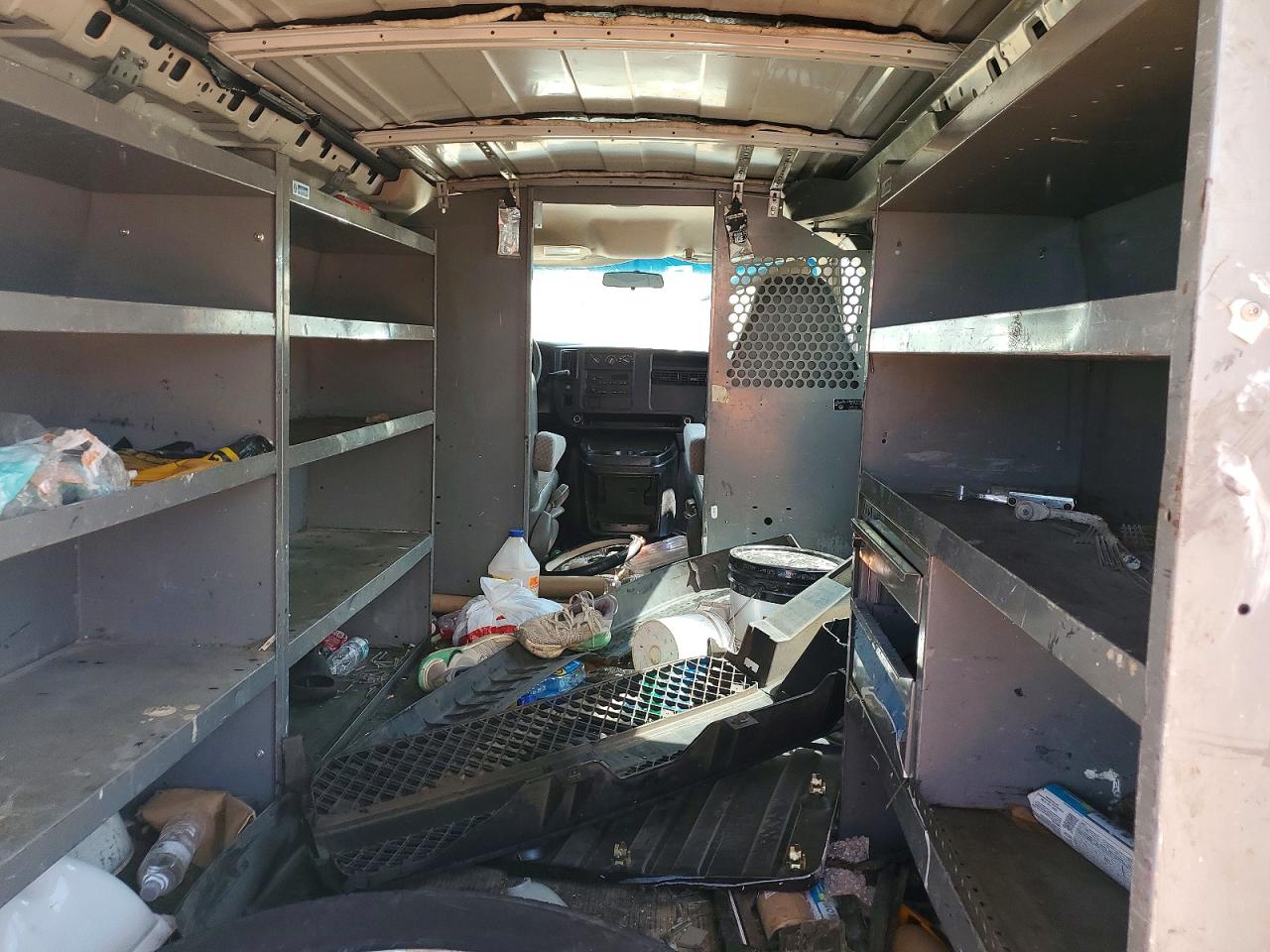 2003 CHEV EXPRESS