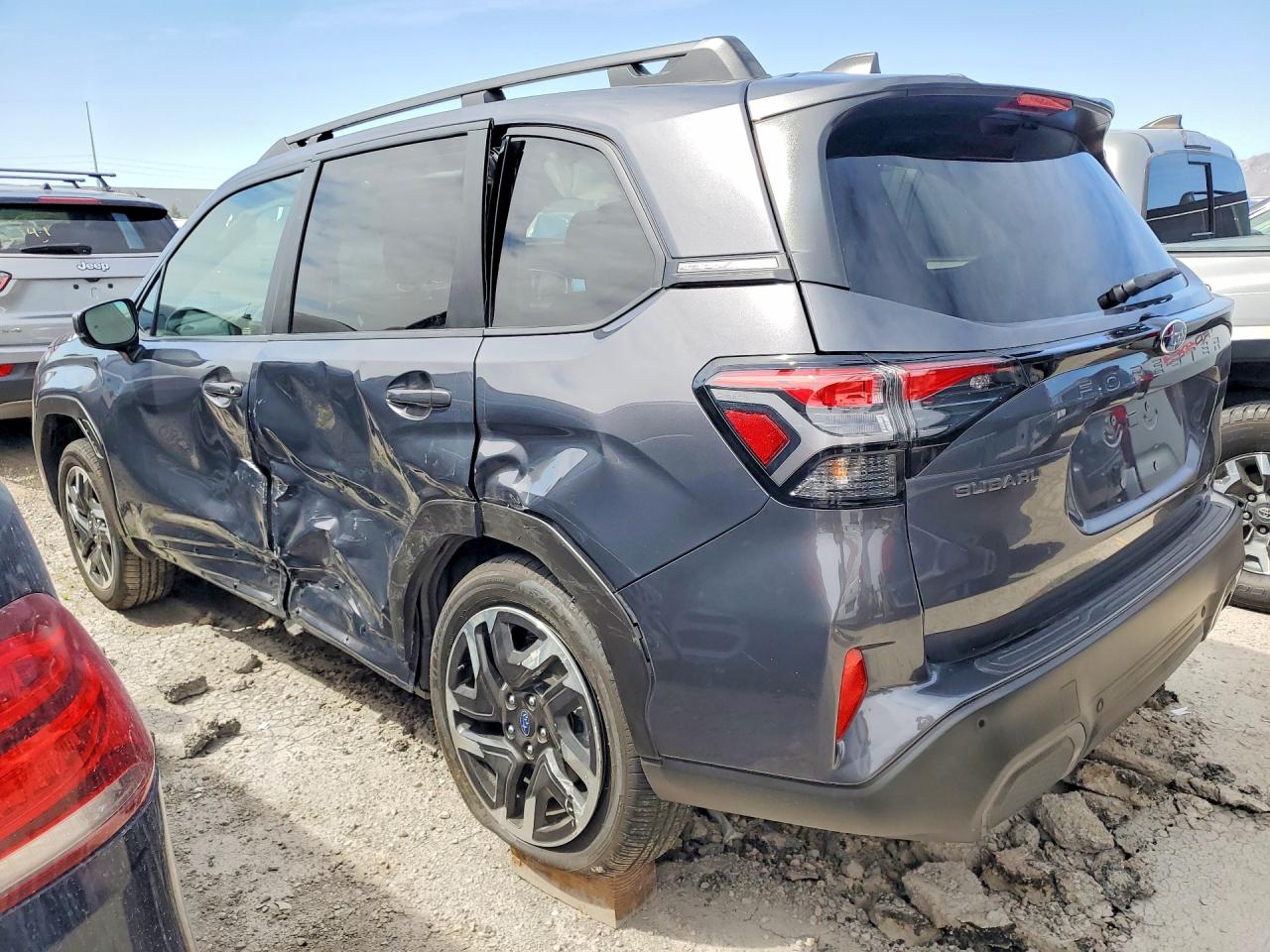 2025 SUBARU FORESTER