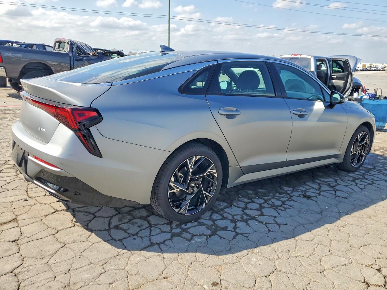 2026 KIA K5