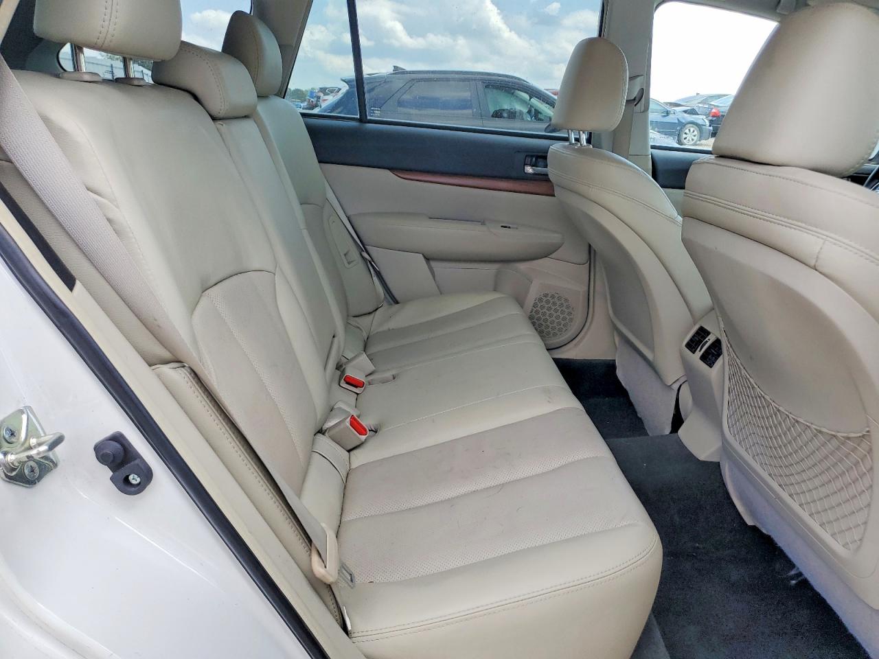 2013 SUBARU OUTBACK