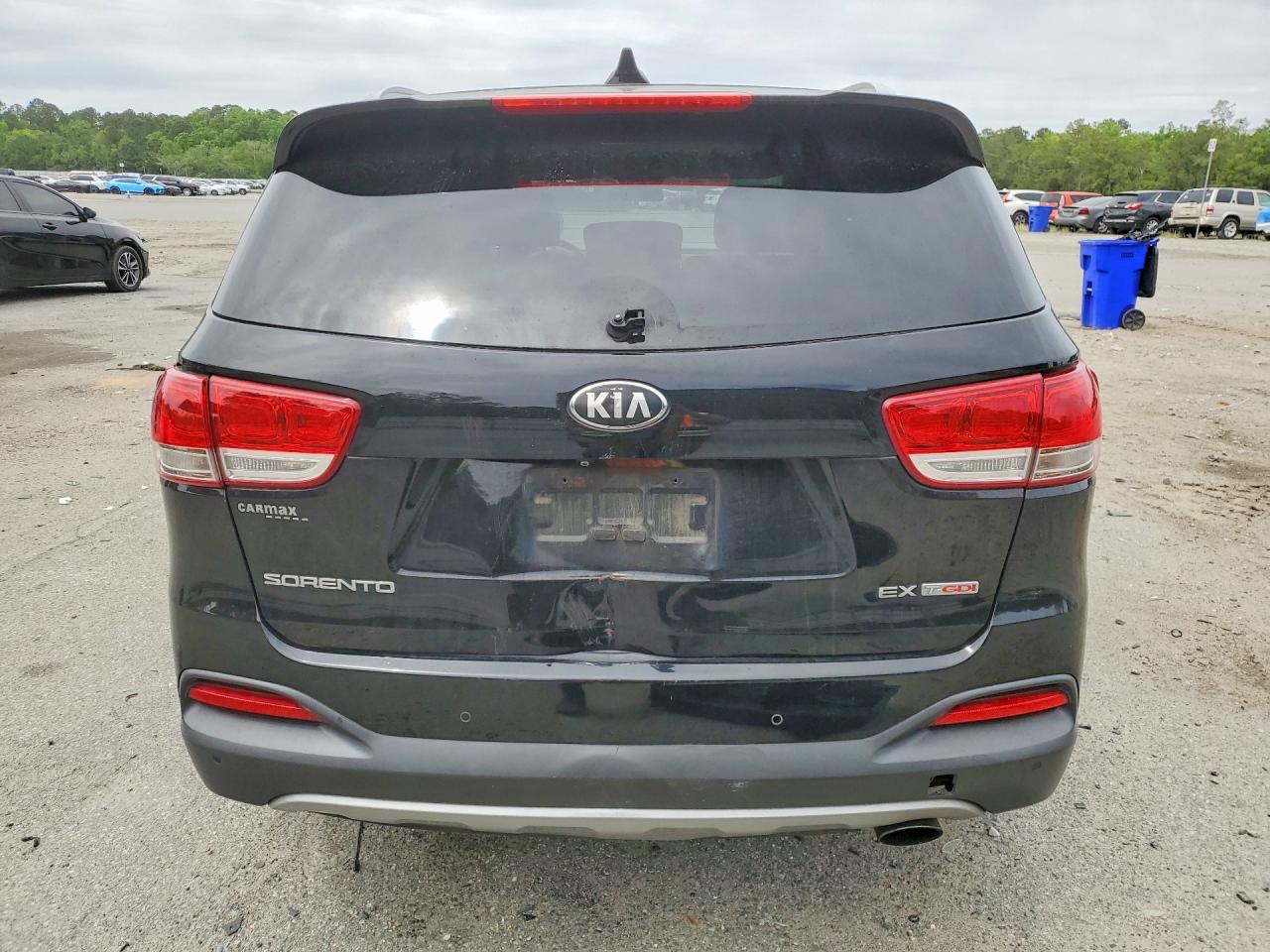 2017 KIA SORENTO EX