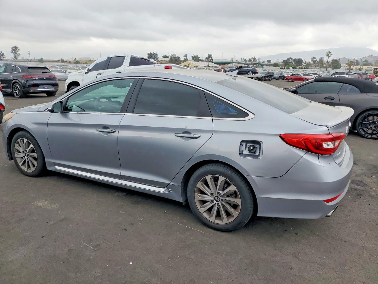 2015 HYUNDAI SONATA