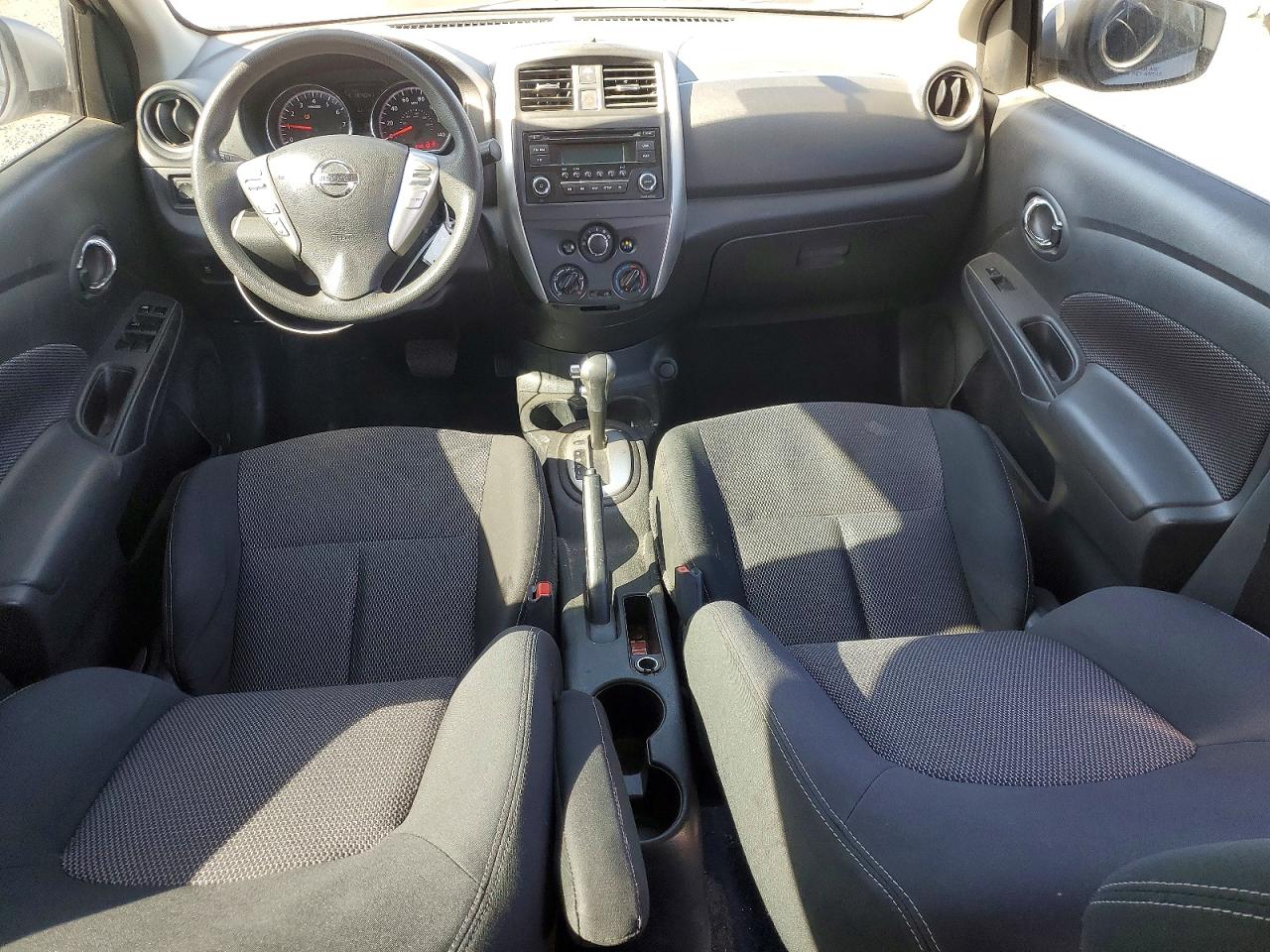 2017 NISSAN VERSA