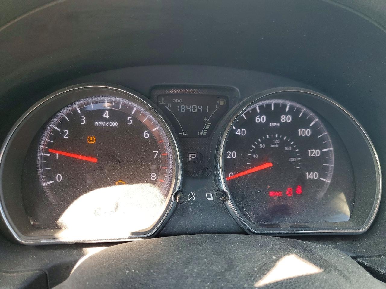2017 NISSAN VERSA