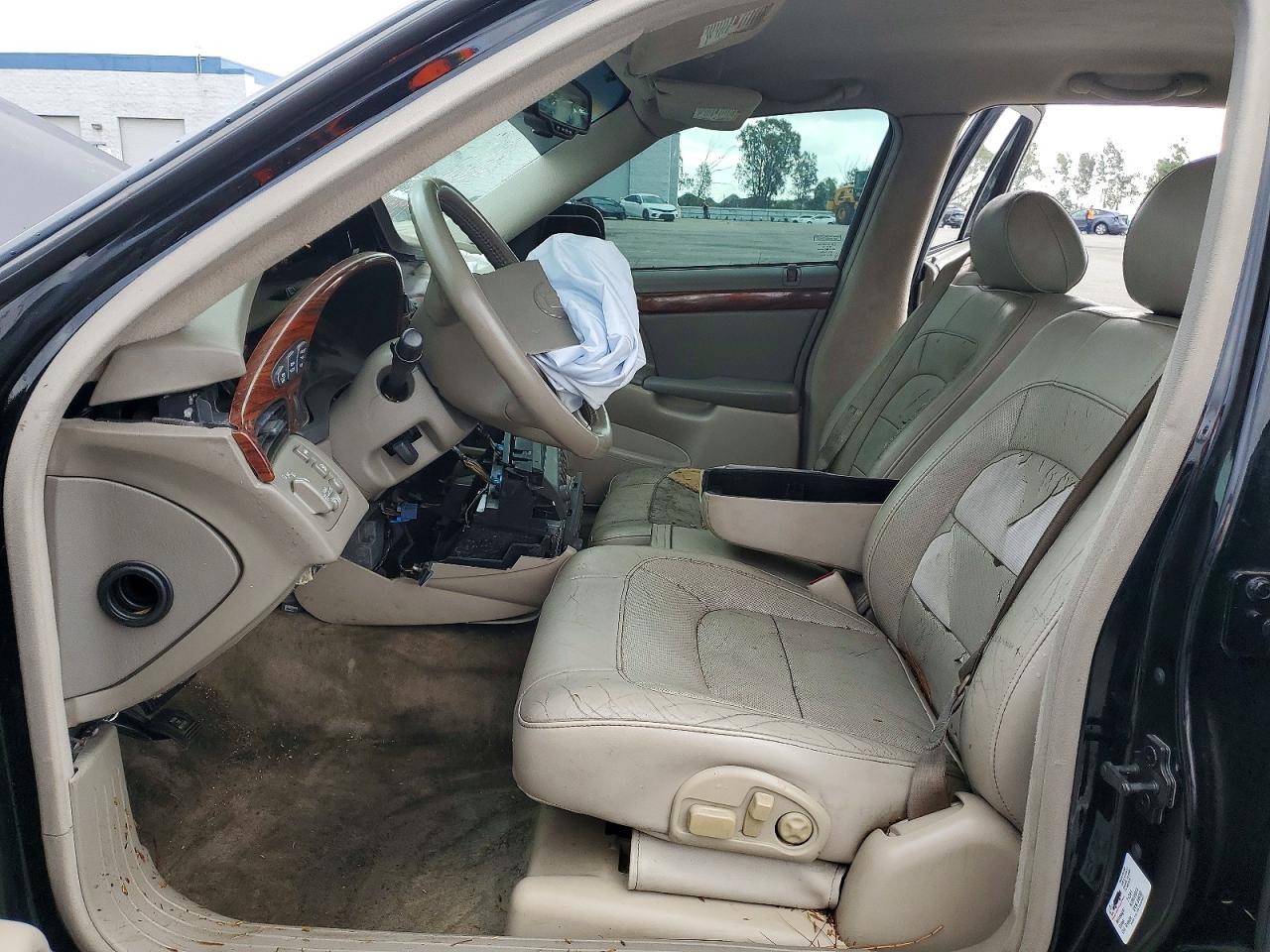 2004 CADILLAC DEVILLE