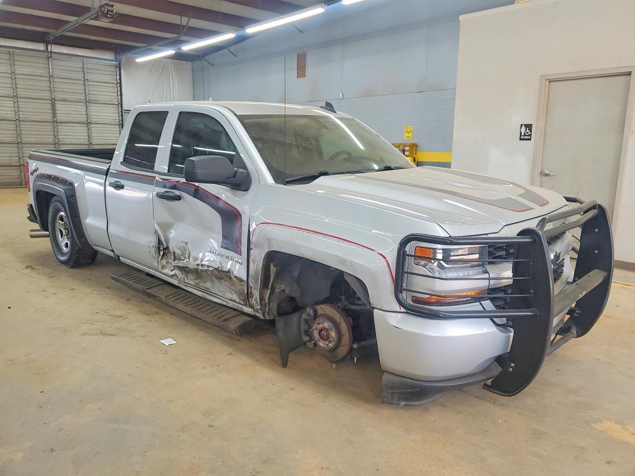 2017 CHEVROLET SILVERADO