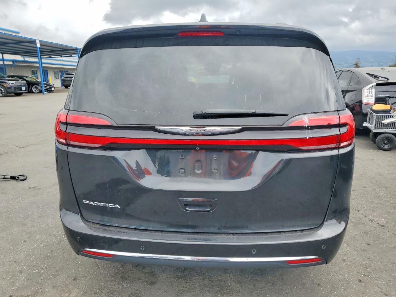 2022 CHRYSLER PACIFICA