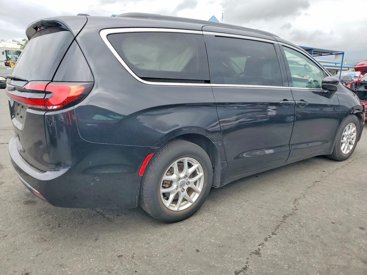 2022 CHRYSLER PACIFICA
