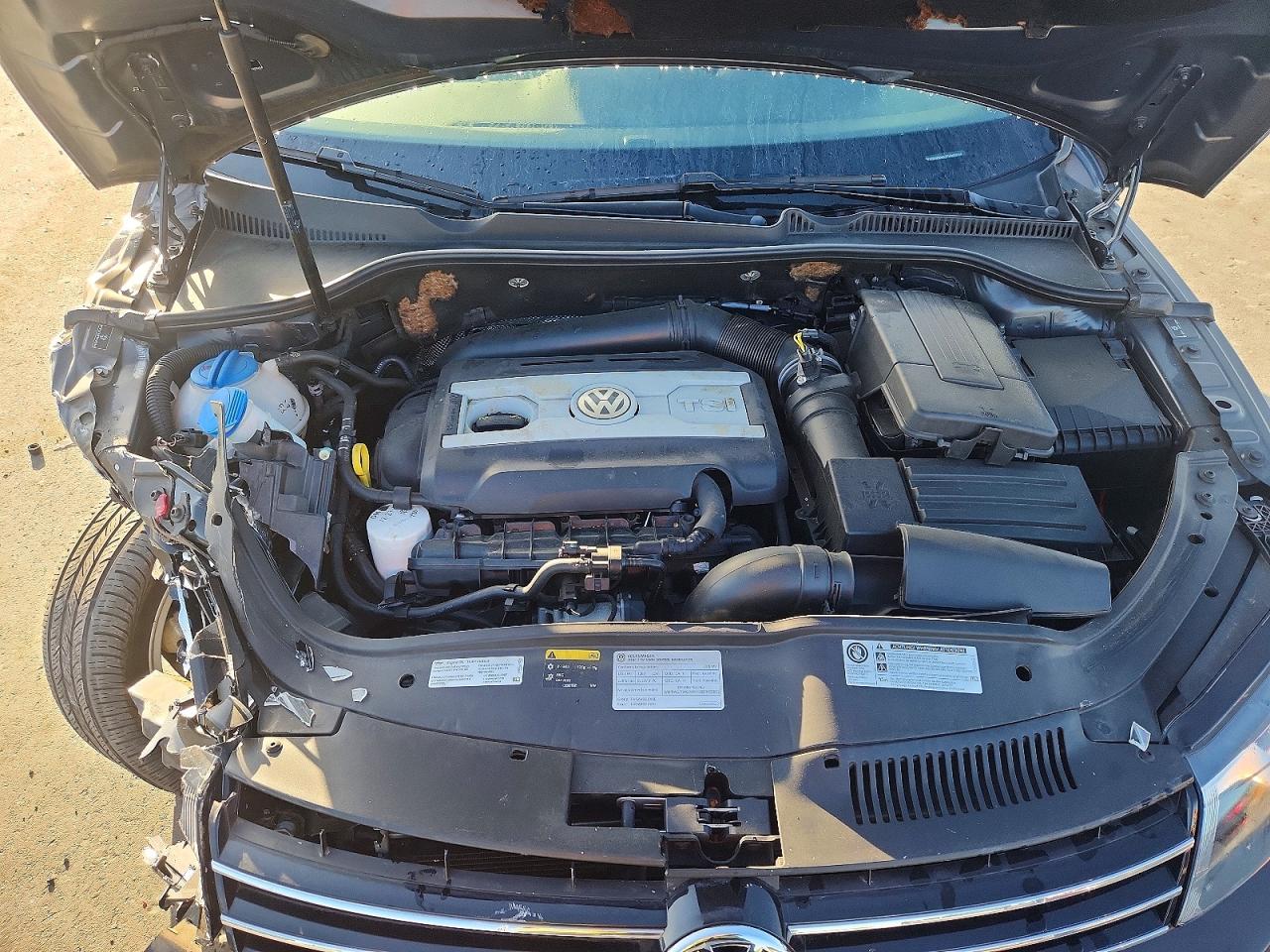 2015 VOLKSWAGEN EOS